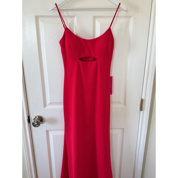 Betsy & Adam Red Spaghetti Strap Christmas Grown Cut-Out Formal Gown Size 6 - Picture 4 of 16